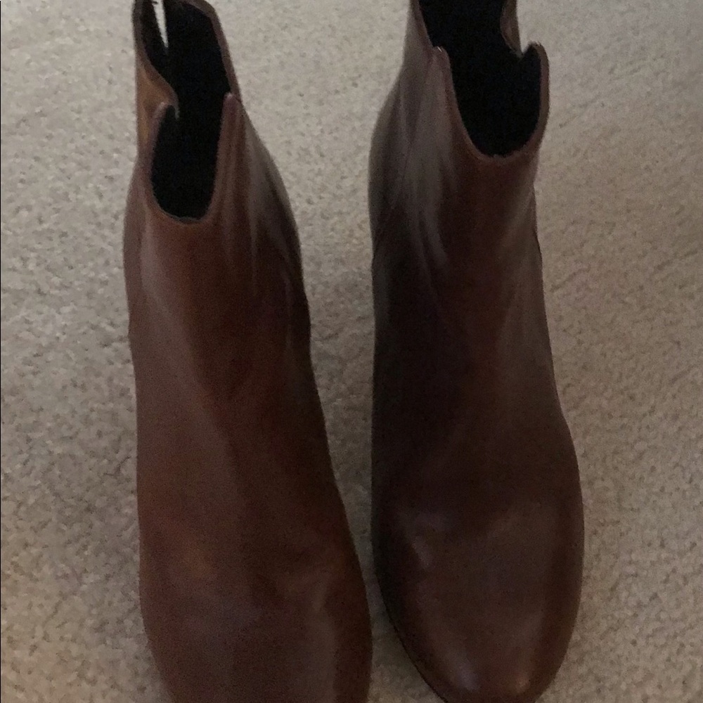 J Crew brown leather healed booties - Picture 3 of 6